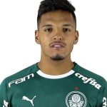 Motivo de Gabriel Menino sair do jogo na maca pelo Santos
